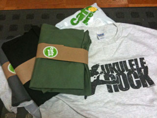 �Ϥ���T-Shirts